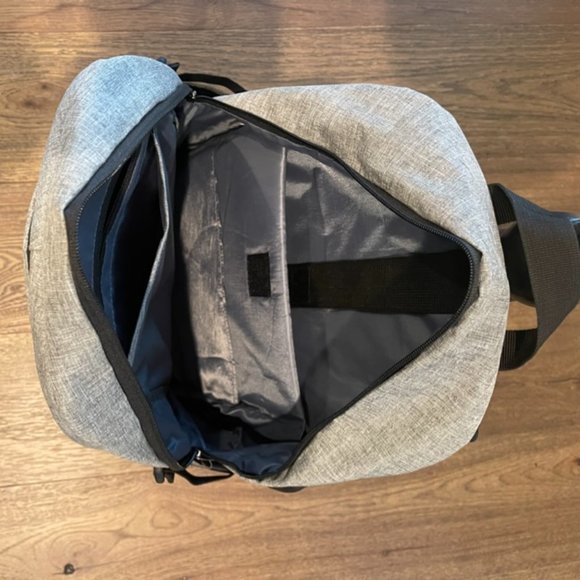 Gray Backpack - Picture 4 of 4